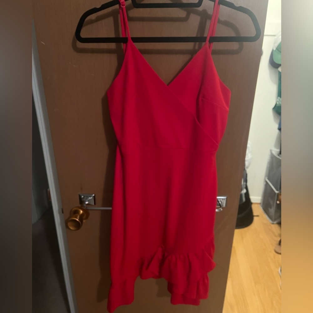 Red bodycon Lulus dress NEVER WORN - M - Picture 2 of 7